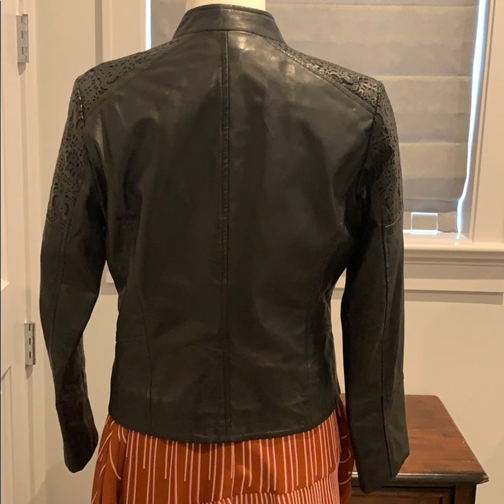 Black Leather Spring/Fall Jacket - image 3